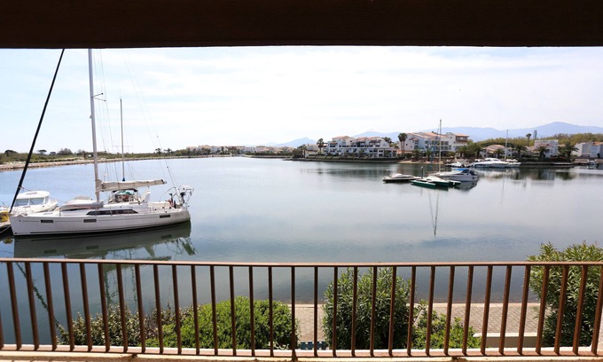 Saint-Cyprien Plage Ski Chalet | St Cyprien Marina, love at first sight guaranteed!