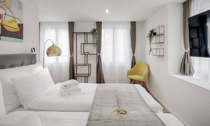 St. Gallen Apartment | St. Georgen-Strasse Studios by VISIMO - Design. City. Nature