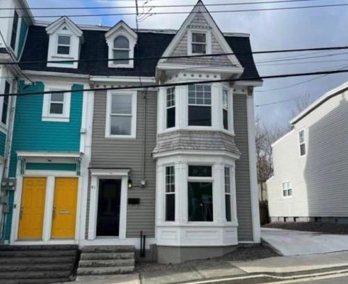 Downtown St. John's Apartment | St Johns spacious Heritage Stay est 1901