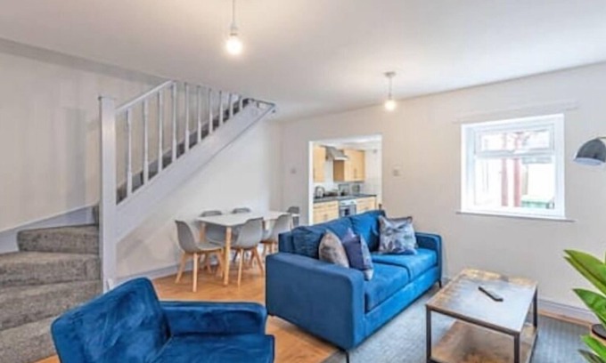 Preston House | St Pauls Square - 4 Bed- Preston