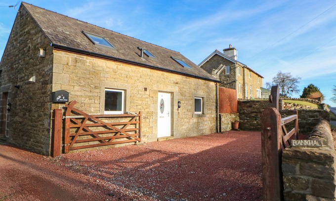 Hallbankgate Cottage | STABLE COTTAGE, pet friendly, with a garden in Hallbankgate