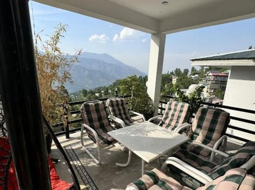 Bhurban Apartment | Stair Way To Heaven