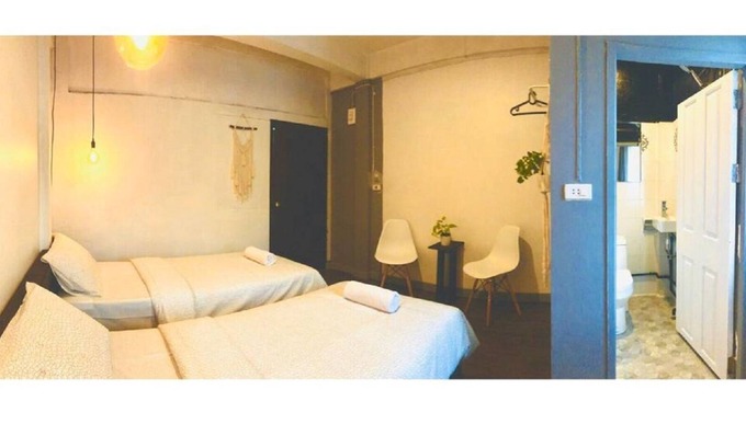 Wat Ratchabophit House | Standard Twin Room with private bathroom (T01)