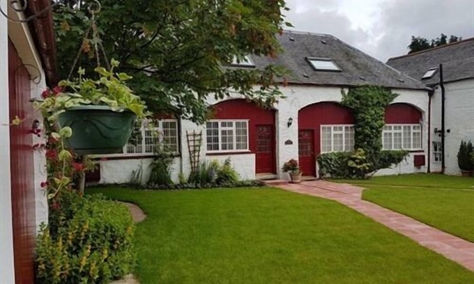 Moffat Cottage | Standard Cottage with Garden View at Balmoral Hotel