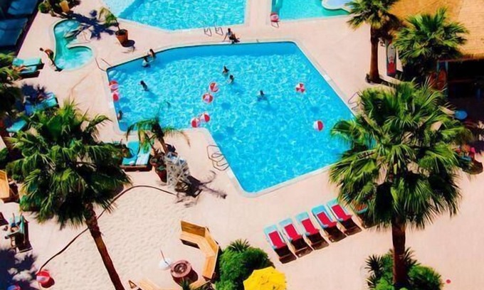 Las Vegas Hotel | Standard Two Queen at OYO Las Vegas Hotel