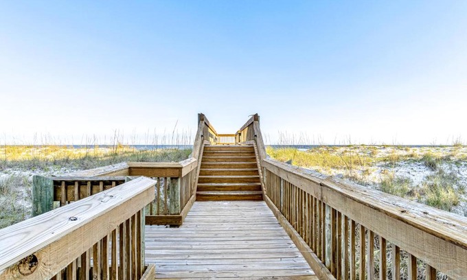 Pensacola Beach Hotel | Starboard Village 312