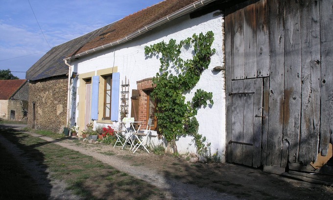 Perassay Cottage | Stargazer is a typical Berrichone farm workers cottage.