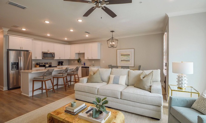 Starkville House | Starkville Getaway - Near Campus - Ridge Way