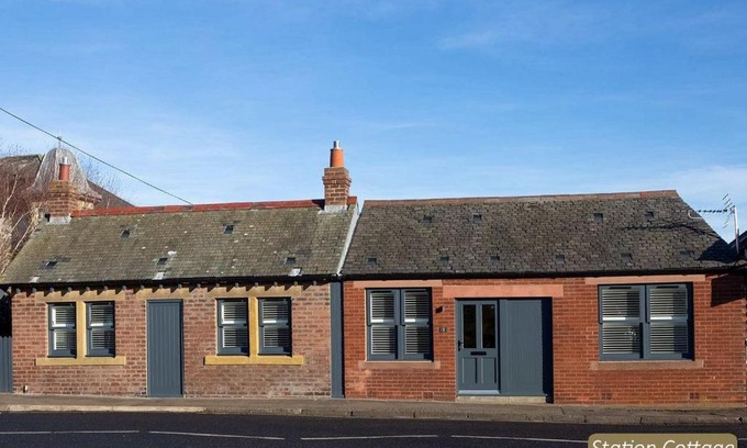 North Berwick House | Station Cottage
