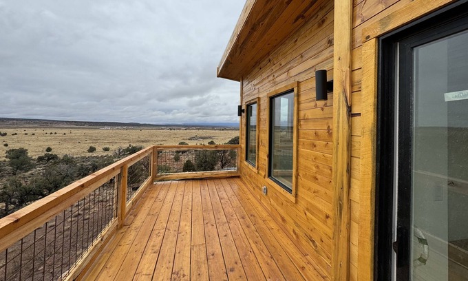 Kanab Cabin | Stay in AMAZING tiny cabins @ The Cedars w Walkout Decks and DARK SKIES!