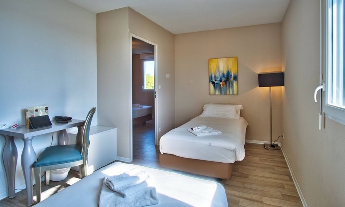 Mouguerre House | Stay Near Square Lafayette! 2 Family-Friendly Units with FREE Private Parking