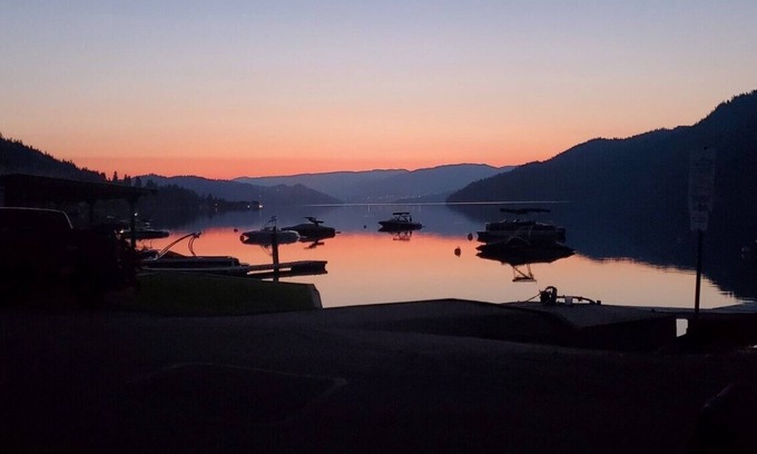 Central Okanagan RV Rental | Stay on beautiful Kalamalka Lake at Klub Kal Resort.