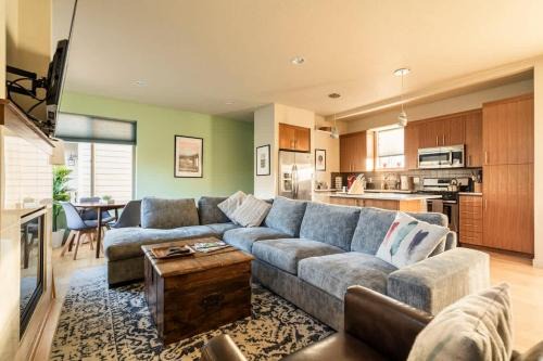 King House | Stay Portland - Modern 4 BR Home Walkable to Alberta and more