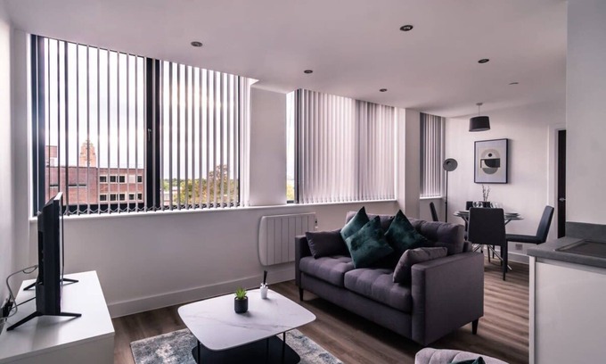 Old Trafford Apartment | Stay Zeni, Alexandra Rise Manchester Slick 1 Bed