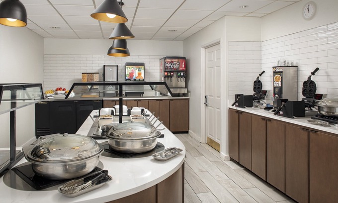 Shearer Hills - Ridgeview Hotel | Staybridge Suites San Antonio by IHG