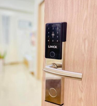 Muntinlupa Hotel | Staycation by Mailine