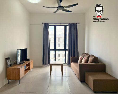 Kuching Apartment | Staycation Homestay 73 The Glen near Imperial Kch