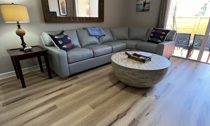 Boynton Beach Condo | Staycation Summer Spot, 2 Bedroom 2 Bath Renovated. WIFI+ Pool Close to Ocean