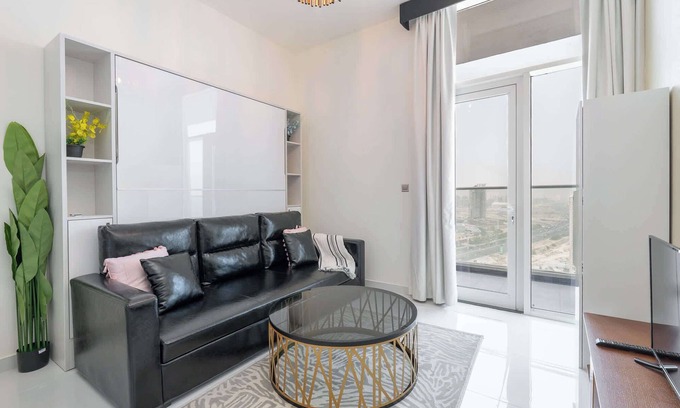 Al Barsha Apartment | StayShort - Arjan Apartment that sleeps 4 with Awesome Views!