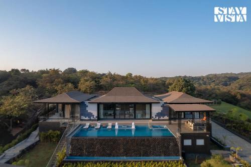 Lonavala Villa | StayVista at The Nest at Canary Farms - Pool, Lawn
