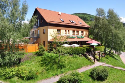 Suhl House | Steakhouse & Pension Crazy Horse