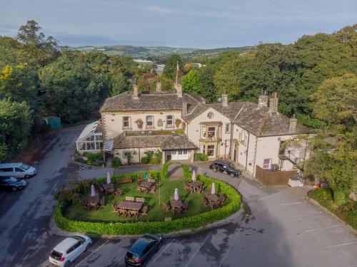Sutton-in-Craven Hotel | Steeton Hall Hotel & Restaurant