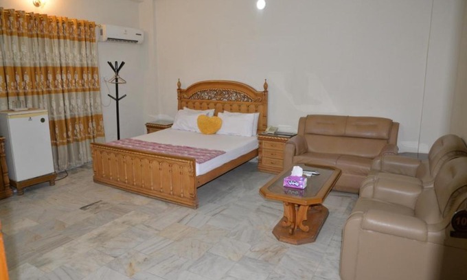Sukkur House | Step inn Hotel Sukkur