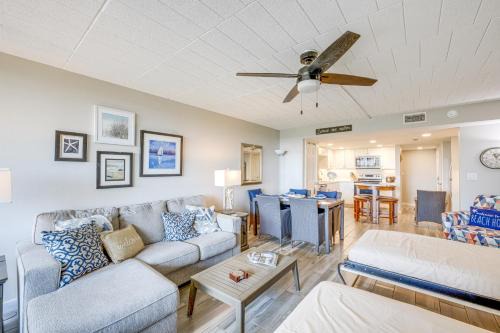 Port Aransas Apartment | Steps to Beach and Boardwalk Condo in Port Aransas!