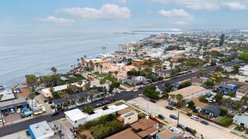 Ocean Beach House | Steps to Ocean Sunset Views Beach Access & San Diego Charm