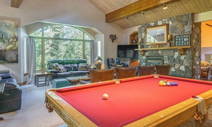 Warrior's Mark West House | Steps to Ski Shuttle: Breckenridge Home w/Hot Tub
