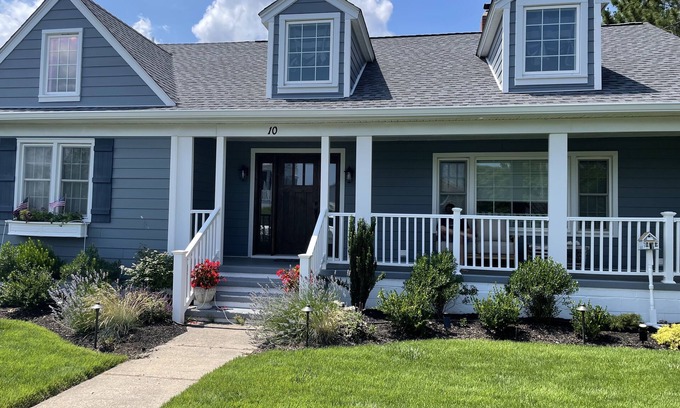 Lewes House | Steps to the Private Area of Lewes Beach in Beachhouse rarely rented