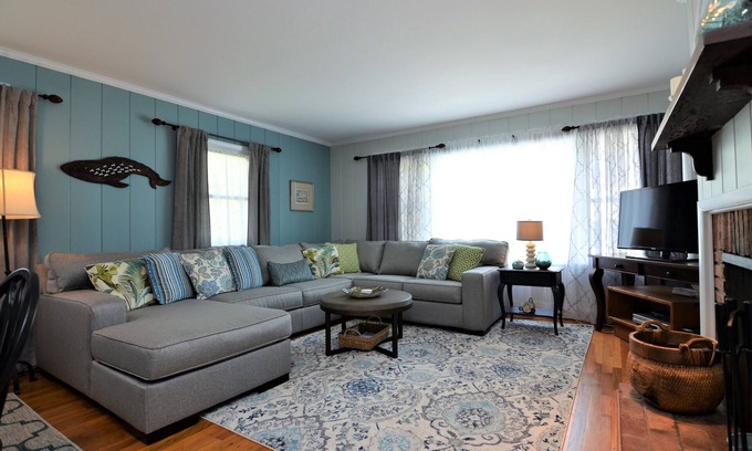 Rehoboth by the Sea House | STEPS TO THE SEA AND SAND IN DEWEY BEACH