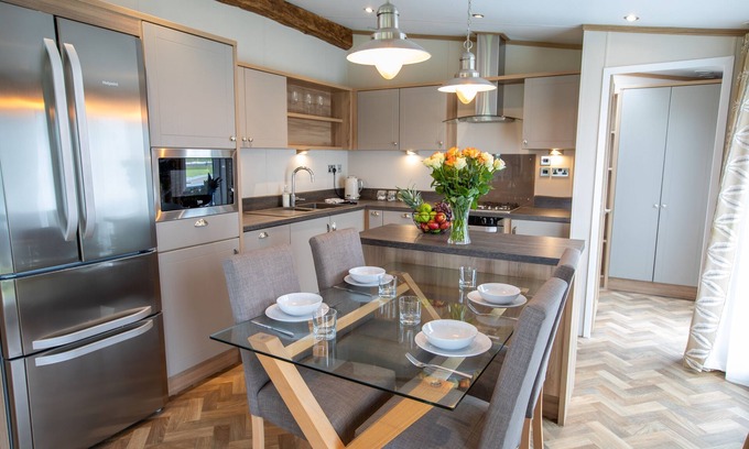 St. Andrews Cottage | Stewart Resort Lodge 35 - a lodge that sleeps 6 guests in 2 bedrooms