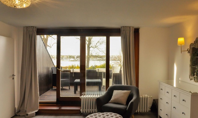 Neustadt in Holstein Cottage | Stilvolles Ferienhaus mit Garten & Meerblick