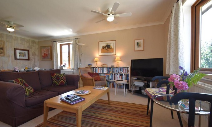 Icklesham House | Stoats Old River Way