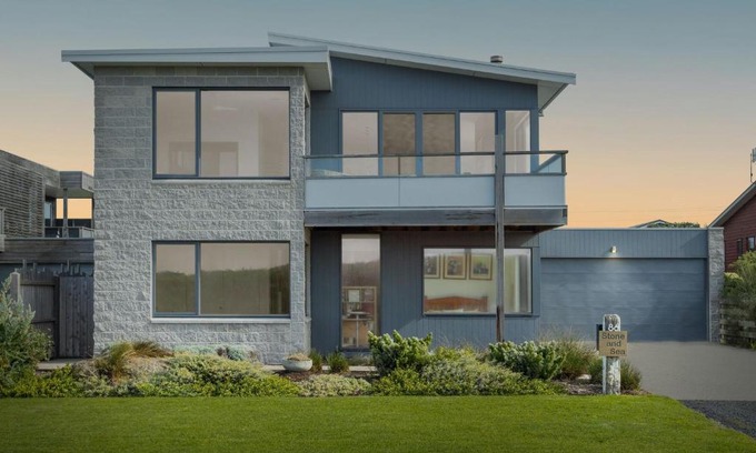 Port Fairy House | Stone and Sea