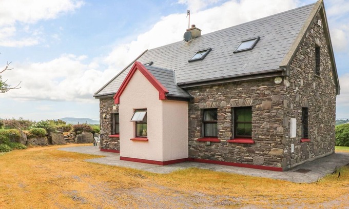 Waterville Cottage | STONE COTTAGE, with open fire in Waterville, County Kerry