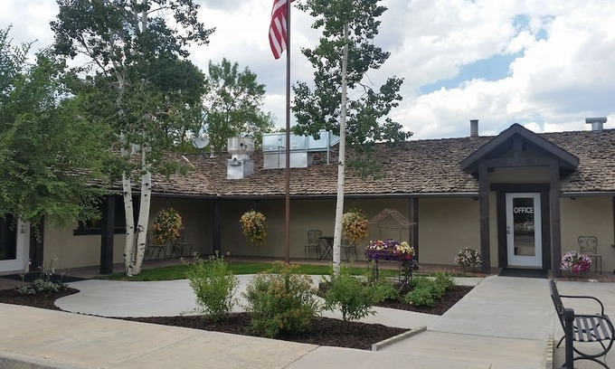 Vernal Hotel | Stone Hollow