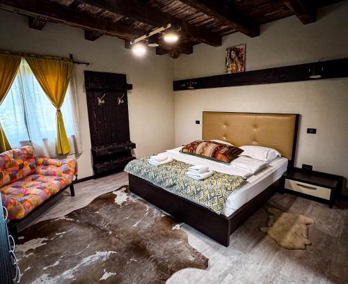 Bran Villa | Stone House Bran