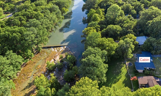 Canyon Lake Cabin | Stone River Cabin | 2/2 on the River near Whitewater!