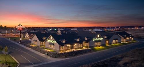 Airway Heights Hotel | Stratford Suites Spokane Airport