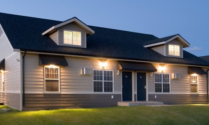 Airway Heights Apartment | Stratford Suites