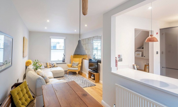 Lincoln Cottage | Strugglers Retreat - UK32878