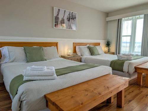 Ste Anne de Beaupre Apartment | Studio 17 - 2 min du Bord de l'eau Foyer & Barbecue