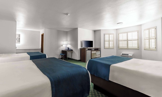 Flagstaff Hotel | Studio 6 Suites – Flagstaff, AZ