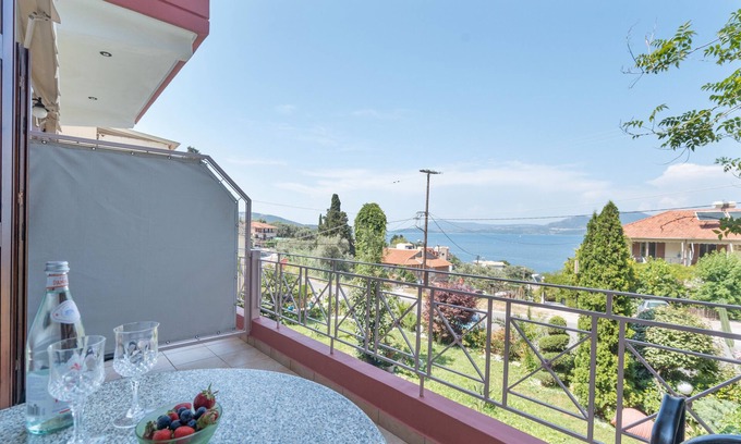 Spanokhorion Apartment | Studio Apartment '3 Adults No 6' with Sea View, Wi-Fi and Air Conditioning