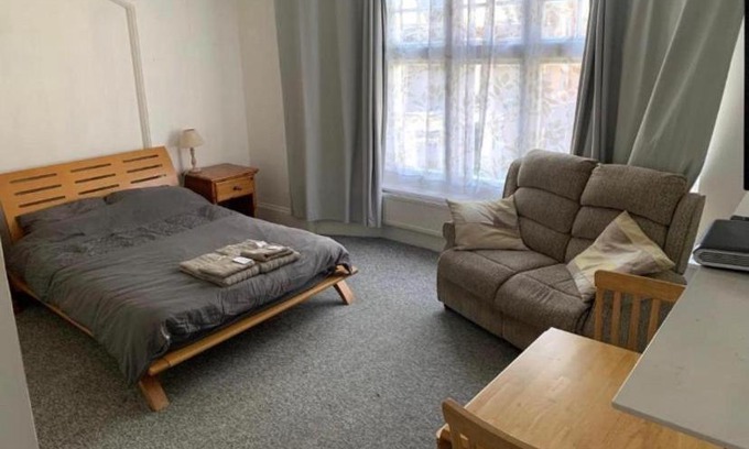 Eastbourne Apartment | Studio Apartment Eastbourne Town Centre South Street