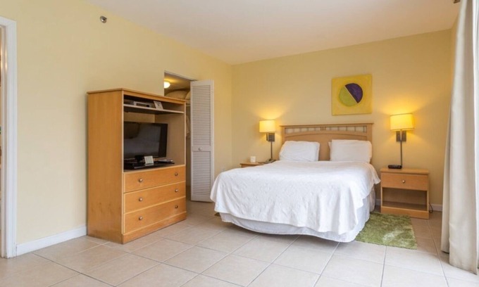 Coconut Grove Apartment | Studio Apartment Fully furnished