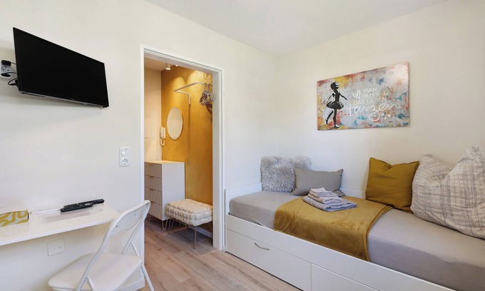 Bayreuth Apartment | Studio Apartment 'Mini Apartment' with Wi-Fi