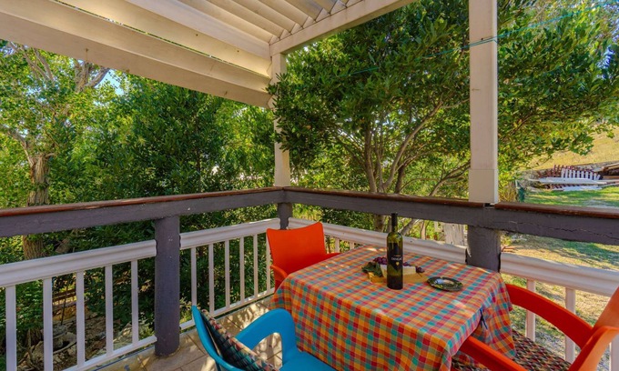 Zubovici Apartment | Studio-Apartment with balcony, directly at the beach and free WiFi